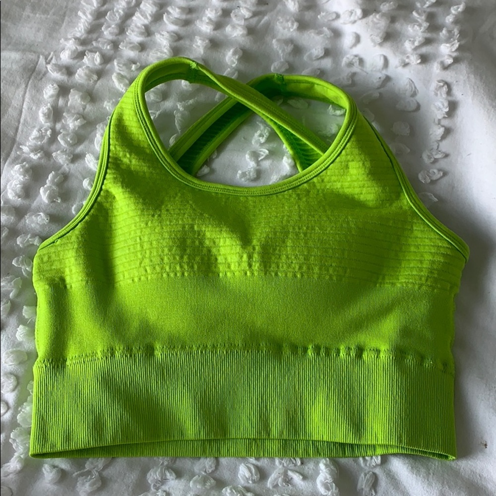 Alphalete Vault Bra in Volt